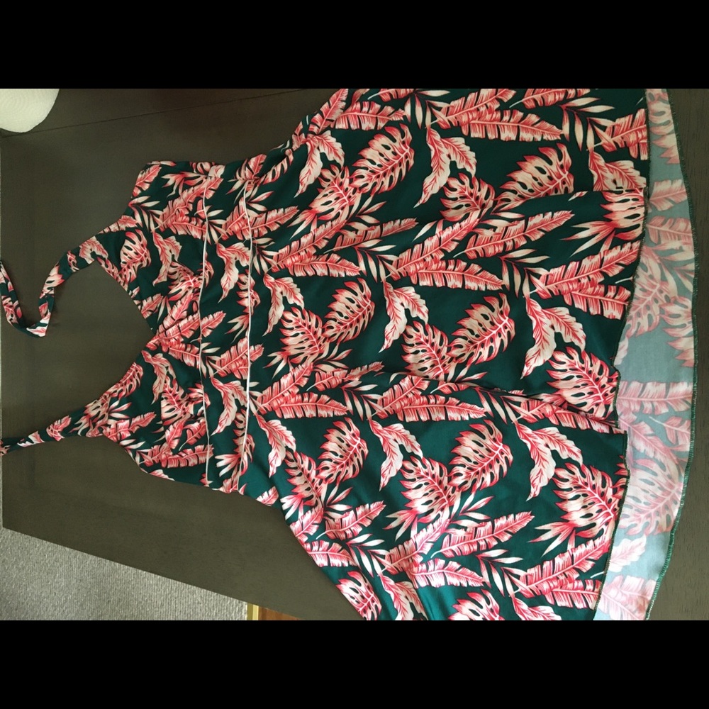 Bathing suit - Picture 2 of 4
